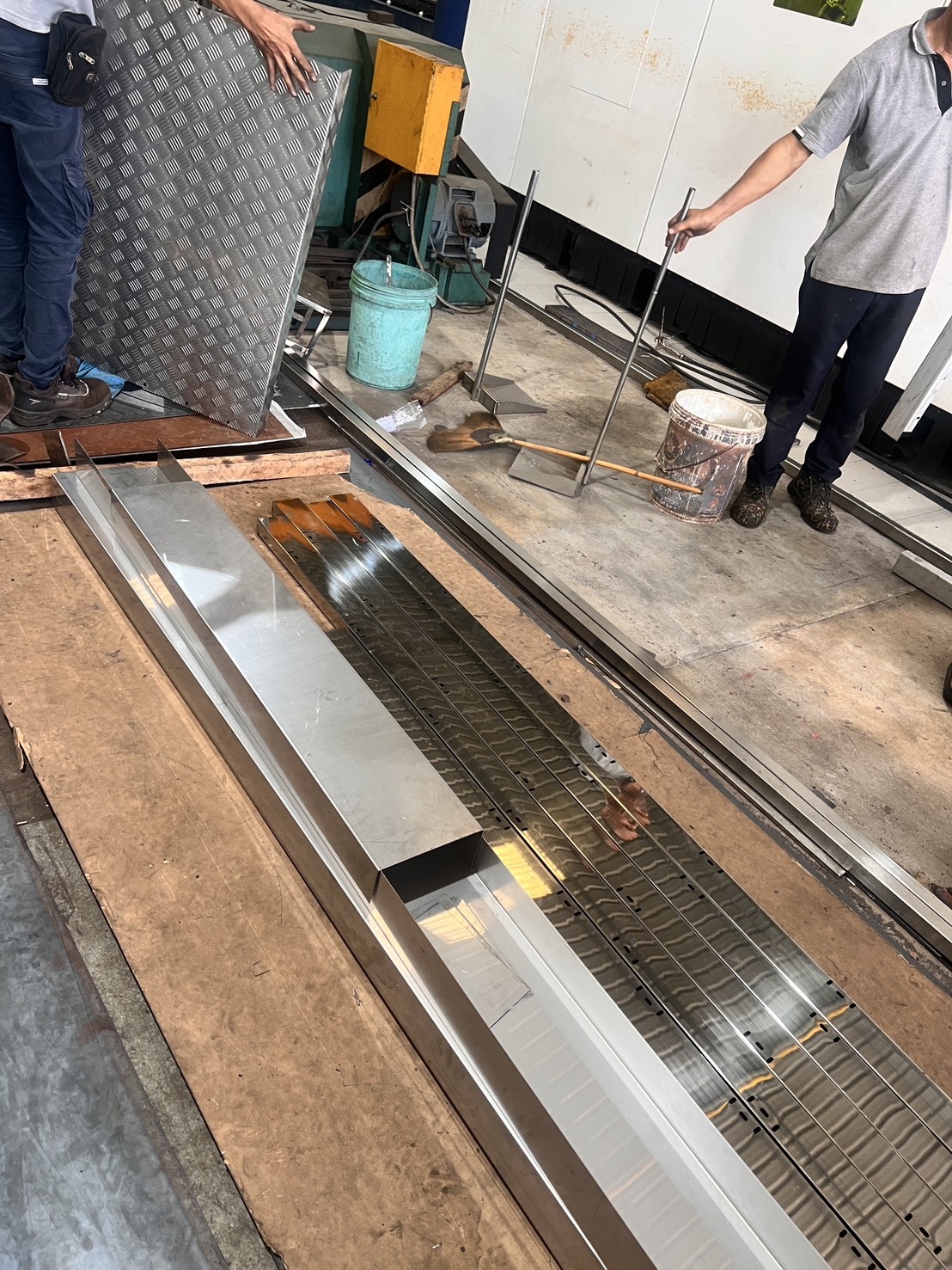 HYDRAULIC LIFT ELEVATOR 30